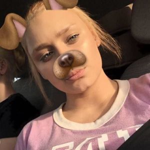 Meet your Posher, Rene